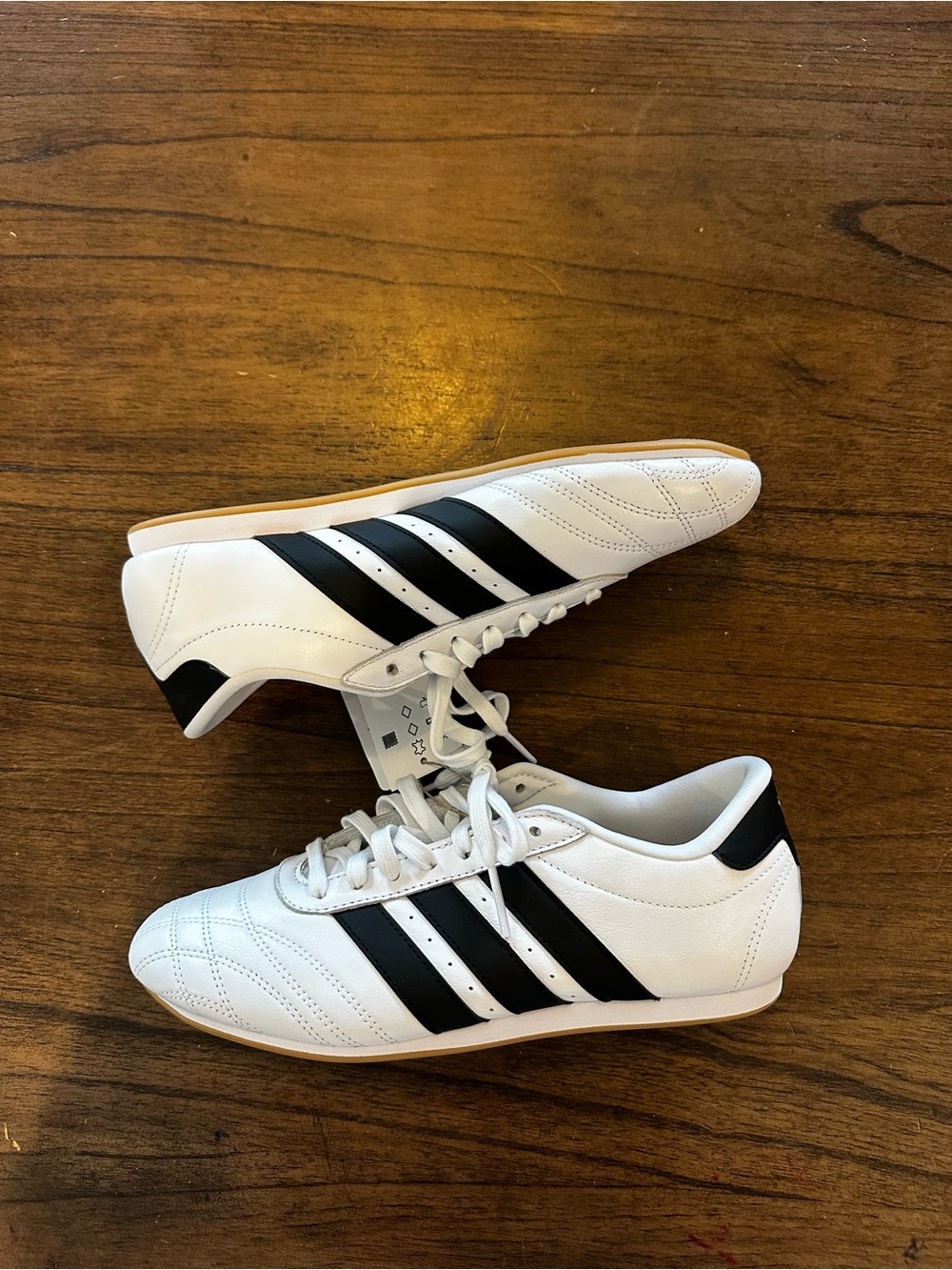 Adidas Taekwondo LA White Black Leather Sneakers Women’s Size 8.5 NWT